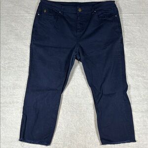 Kim Gravel Belle Jeans.  Frayed hem.  Size 14.  Like New